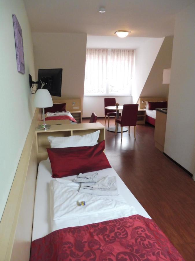 Hotel Gasthof Zum Engel - Gaestehaus Künzelsau Kültér fotó